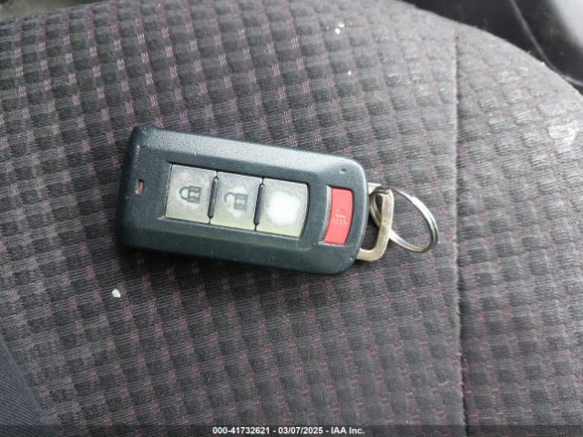 ML32A4HJXEH018933 Mitsubishi MIRAGE ES