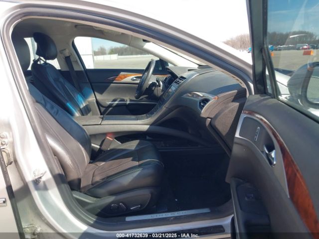 3LN6L2G99ER832666 Lincoln MKZ