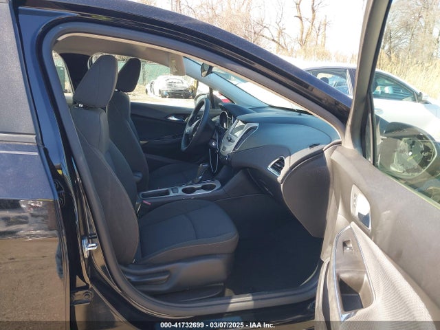 1G1BC5SM5G7265830 Chevrolet Cruze Ls Auto