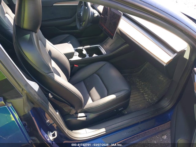 2023 TESLA MODEL 3 5YJ3E1EA2PF690335 Photo 4