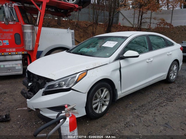 Hyundai Sonata 2017 5NPE24AF1HH569352 Image 2