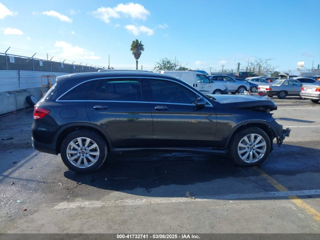 WDC0G8DB9LF742009 Mercedes-Benz GLC 300