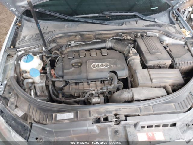 2010 AUDI A3 WAUBEBFM5AA112852 Photo 9