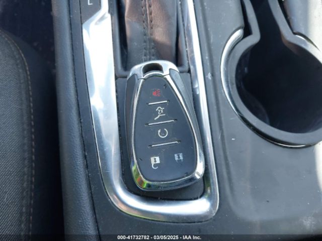 2GNAXLEX6K6172039 Chevrolet EQUINOX LT