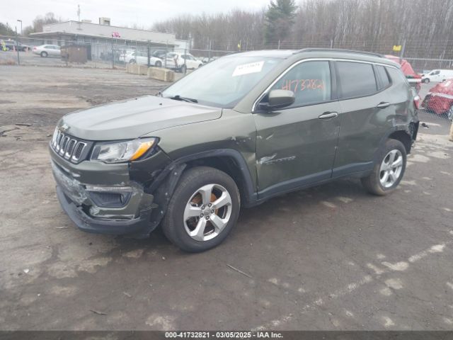 3C4NJDBB3JT480371 Jeep Compass Latitude 4x4