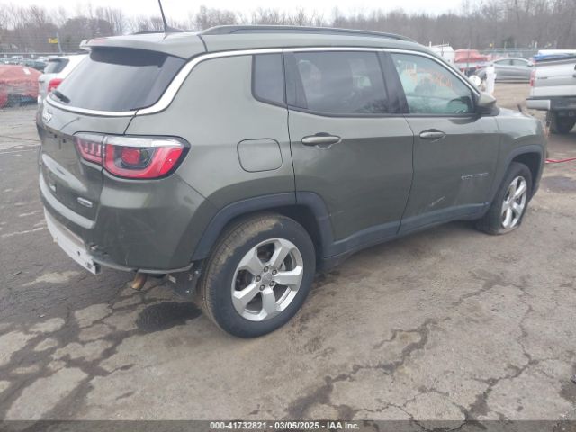 3C4NJDBB3JT480371 Jeep Compass Latitude 4x4