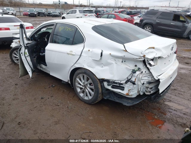 4T1C11AK7MU573519 Toyota CAMRY LE