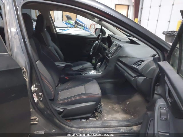 Subaru Crosstrek 2.0i Premium 2018 JF2GTABC6JH222999 Image 5