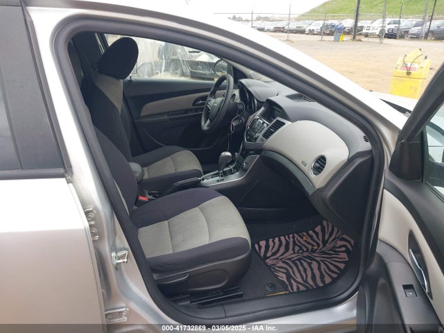 Chevrolet Cruze Ls Auto 2014 1G1PA5SG6E7341364 Image 5