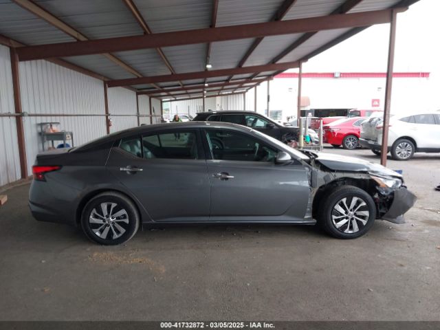 1N4BL4BVXLC199437 Nissan Altima S Fwd