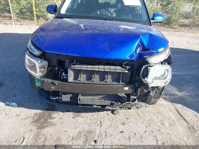 KMHRC8A33RU285025 Hyundai Venue Limited