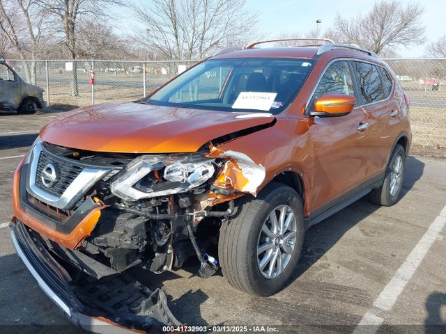 JN8AT2MV8HW008664 Nissan ROGUE SV