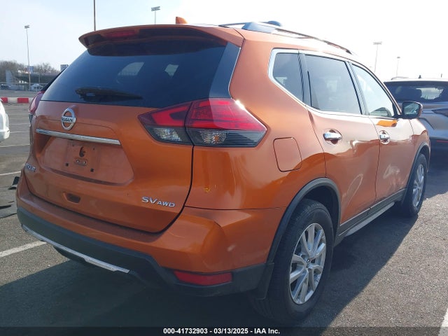 JN8AT2MV8HW008664 Nissan ROGUE SV