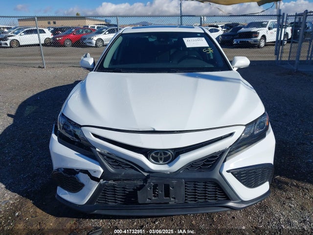 4T1T11AK3MU532952 Toyota CAMRY SE