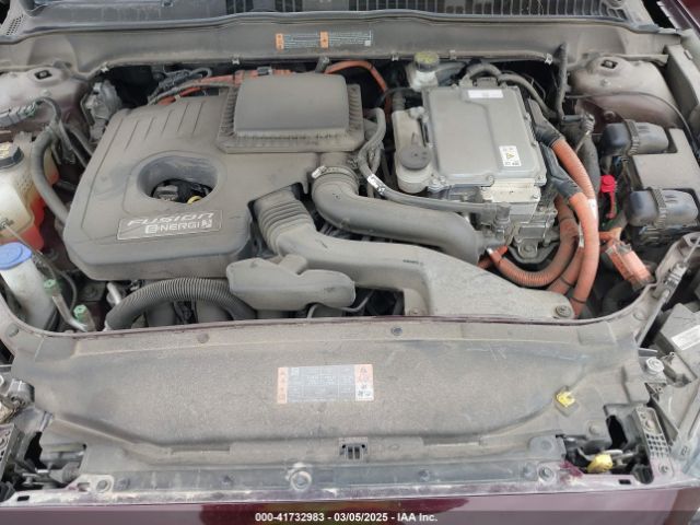 3FA6P0SU3HR208641 Ford Fusion Energi Titanium