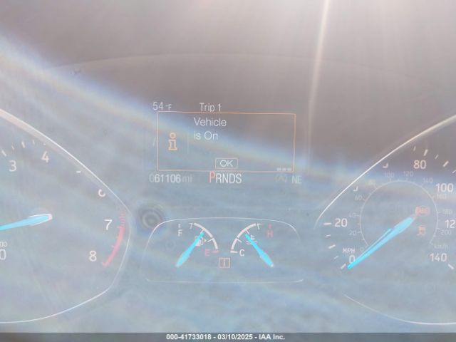 1FMCU9HD5KUC09674 Ford ESCAPE SEL