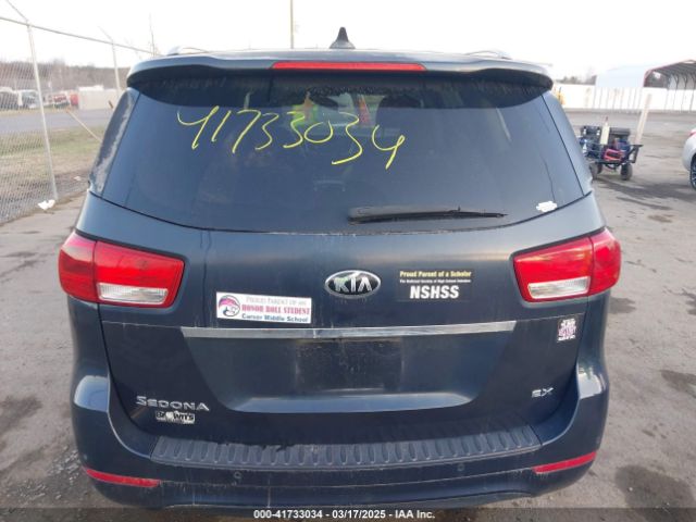 KNDMC5C10G6158467 KIA SEDONA EX