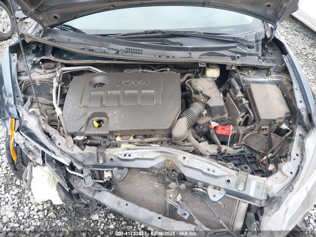 2T1BURHE5JC087886 Toyota COROLLA LE