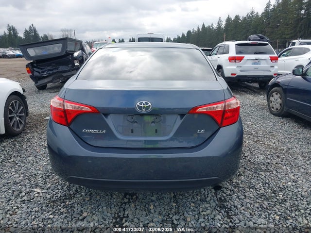 2T1BURHE5JC087886 Toyota COROLLA LE