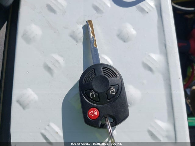 1FMCU9G95HUA63525 Ford ESCAPE SE