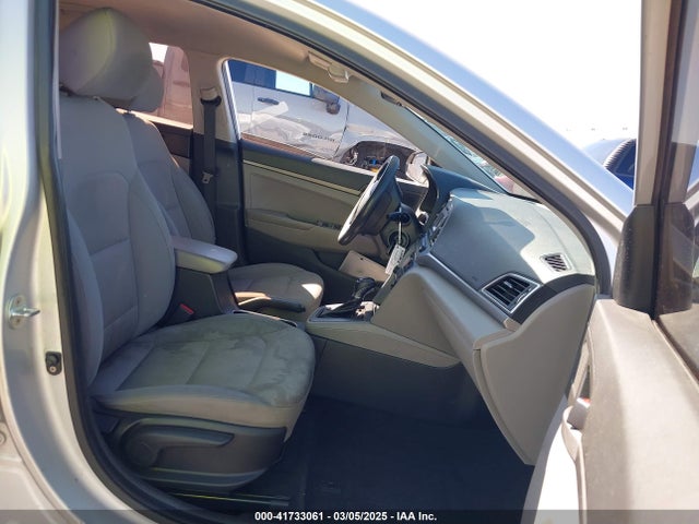 KMHD74LF8HU108435 Hyundai ELANTRA SE