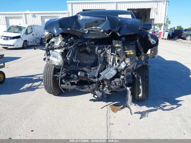 5TFAX5GN7KX149207 Toyota Tacoma Sr
