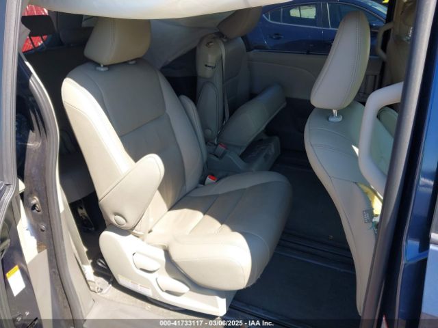 5TDYZ3DC2LS063374 Toyota SIENNA XLE
