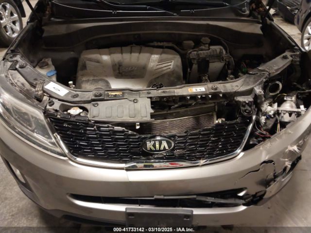 5XYKUDA78FG624275 KIA Sorento Ex V6