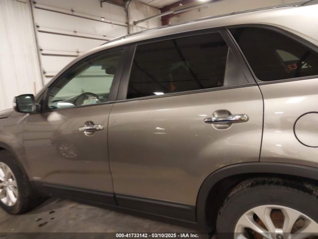 5XYKUDA78FG624275 KIA Sorento Ex V6