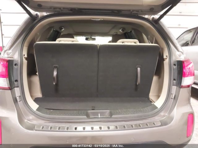 5XYKUDA78FG624275 KIA Sorento Ex V6