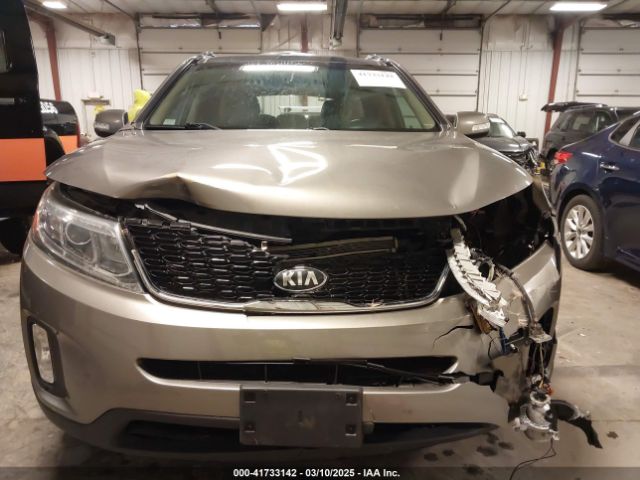 5XYKUDA78FG624275 KIA Sorento Ex V6