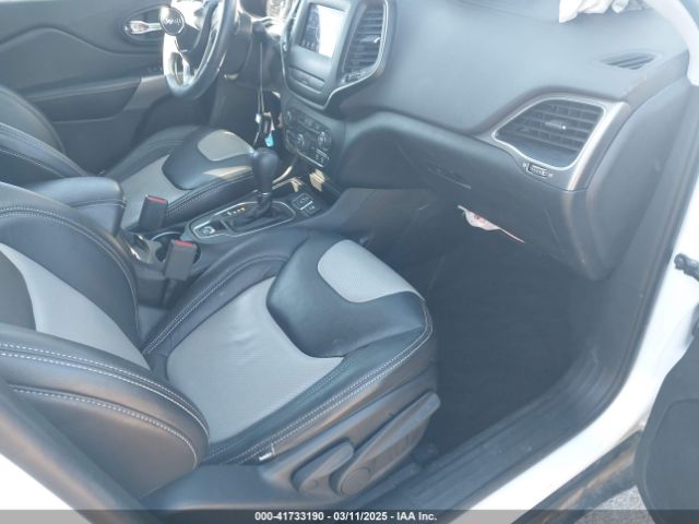 1C4PJLLB0KD151426 Jeep Cherokee Latitude Plus Fwd