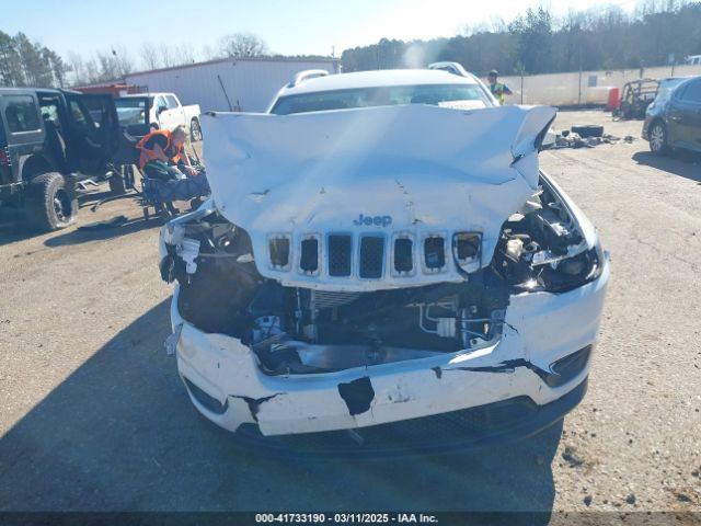1C4PJLLB0KD151426 Jeep Cherokee Latitude Plus Fwd