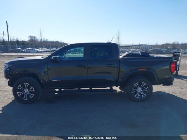 1GTP6DEK1P1174713 GMC Canyon 4wd  Short Box At4