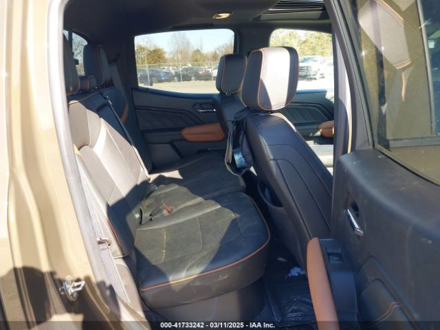 1GTP6DEK1P1174713 GMC Canyon 4wd  Short Box At4