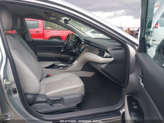 4T1B11HK0KU806106 Toyota CAMRY SE