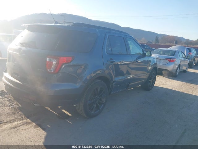 1FM5K8D8XKGA27209 Ford EXPLORER XLT