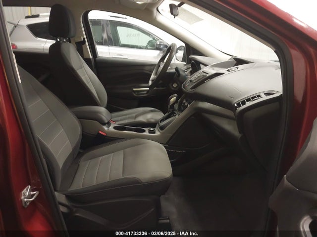 1FMCU0GX1GUC51029 Ford ESCAPE SE