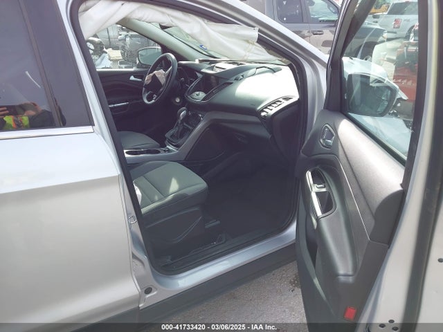 1FMCU0GX2GUB94291 Ford ESCAPE SE