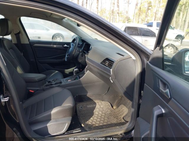 3VWEM7BU8RM079377 Volkswagen Jetta 1.5t Se