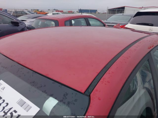 5NPD84LF3JH231660 Hyundai ELANTRA SEL