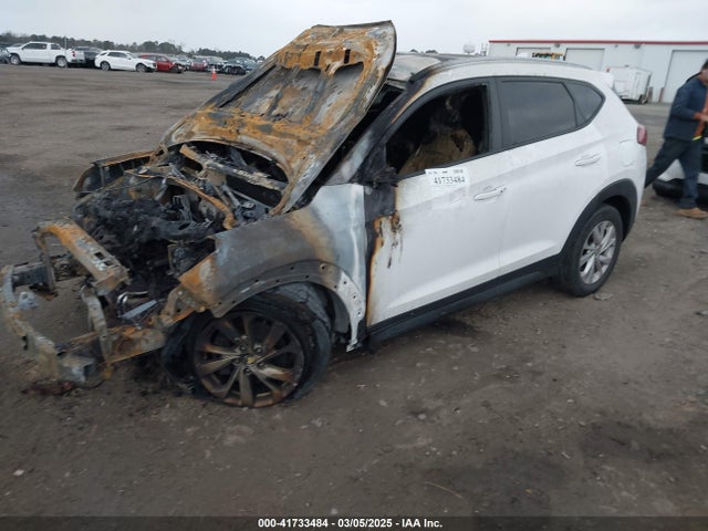 KM8J3CA46MU329438 Hyundai Tucson Value