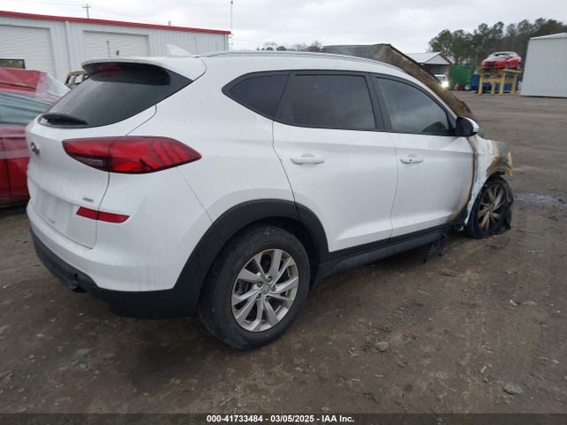 KM8J3CA46MU329438 Hyundai Tucson Value