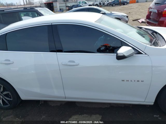 1G1ZD5ST0JF256985 Chevrolet MALIBU LT