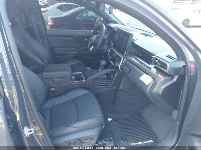 3TYLB5JN1RT042674 Toyota Tacoma Sr5 4wd