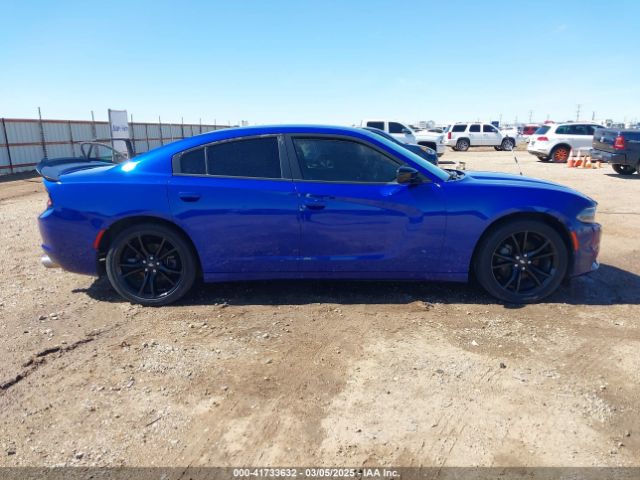 2C3CDXBG6JH313561 Dodge Charger Sxt Rwd