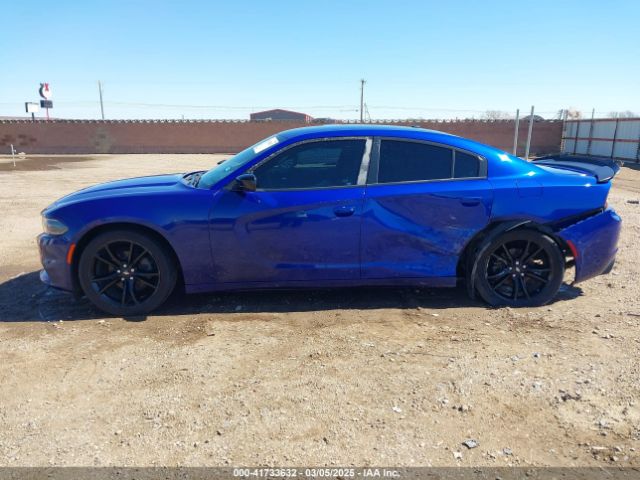2C3CDXBG6JH313561 Dodge Charger Sxt Rwd