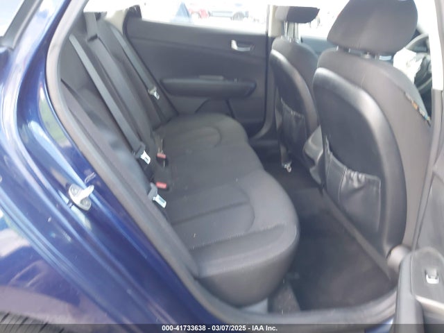 5XXGT4L36JG211996 KIA Optima Lx