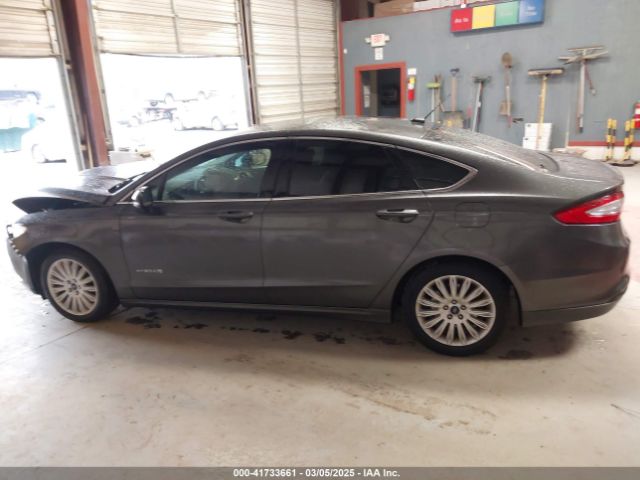 3FA6P0LU2GR388787 Ford Fusion Hybrid Se