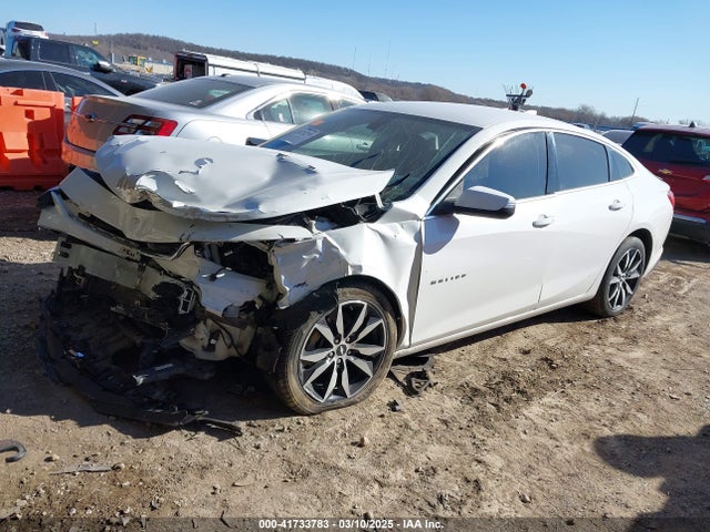 1G1ZD5ST0JF282650 Chevrolet MALIBU LT